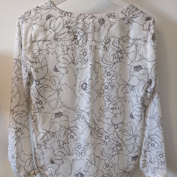 White Floral Blouse - Picture 4 of 4